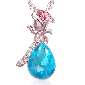Collana di Cristallo con Lacrima d'Angelo Rosa, Gioielli alla Moda per Feste e Accessori - Product Image 1
