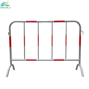 Prodotto per barriere stradali in metallo per il controllo temporaneo della folla - Product Image 1