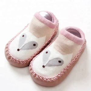Chaussettes <span class=keywords><strong>pour</strong></span> <span class=keywords><strong>nouveau</strong></span>-nés, chaussons souples, avec semelle en cuir, <span class=keywords><strong>pour</strong></span> bébé - Product Image 1