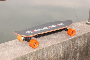 <span class=keywords><strong>El</strong></span> ciclo de todo terreno patineta ruedas caja de envío - Product Image 1