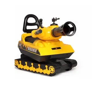 新设计的黄色坦克乘坐音乐和发射球婴儿步行学习车