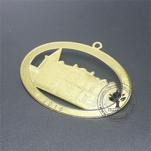 Nhà Thờ Kỷ Niệm Quà Tặng Biểu Tượng Tùy Chỉnh Khắc Lưu Niệm Kim Loại Trang Trí - Product Image 3