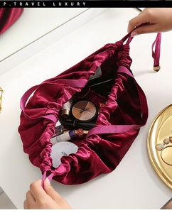 Fabrication En Gros Personnalisé <span class=keywords><strong>velours</strong></span> maquillage sac en satin cordon sac de faveur - Product Image 3