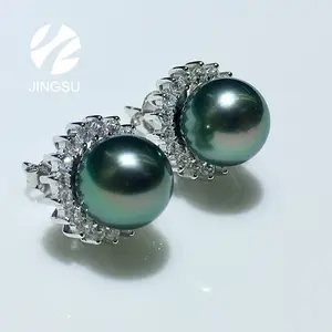 Tahitian pearl earrings stud with silver fashionable design