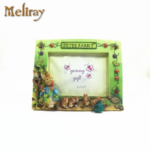 3.5 verde x 5 pollici resina poli <span class=keywords><strong>Peter</strong></span> coniglio cornice di frutta mista cornice per foto per bambini decorazione e decorazione per la casa - Product Image 2