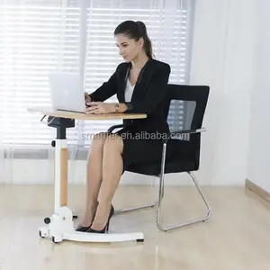 現代のオフィスのための契約リフティングコンピュータデスク白い高さ調節可能な立っている折りたたみ式ラップトップテーブル