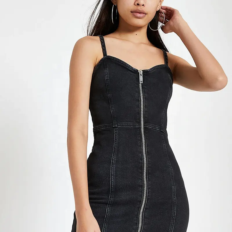 2022ファッション夏の女性スリムボディコンセクシー通気性ブラックデニムジップアップピナフォアノースリーブミニデニムドレス