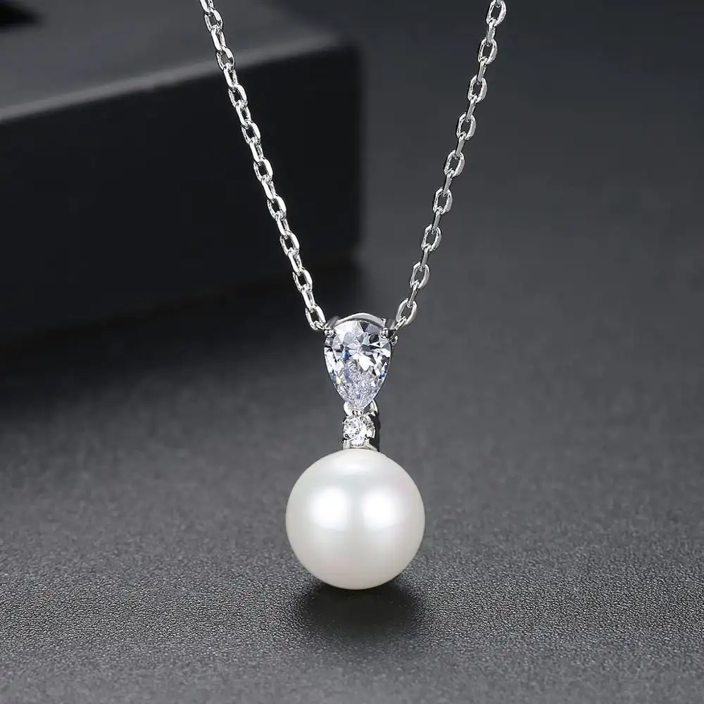 LUOTEEMI Hot Selling Free Shipping Female Nice Accessories Fashion Delicate Simple Imitation Pearl Necklace