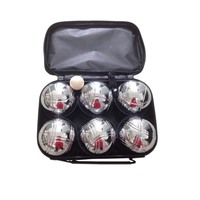 Jardin à la française jeu boule de pétanque
