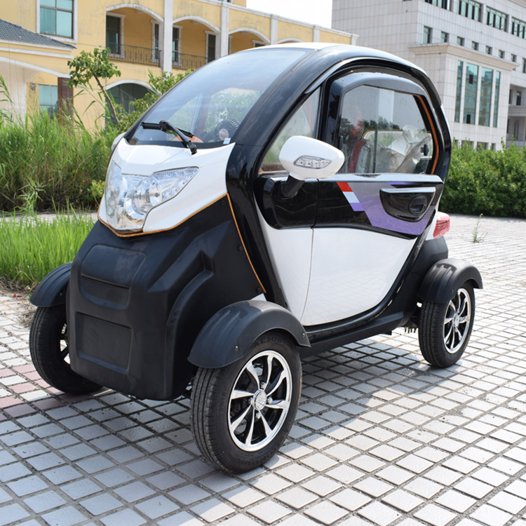 Недорогой Мини-электромобиль с 4 колесами