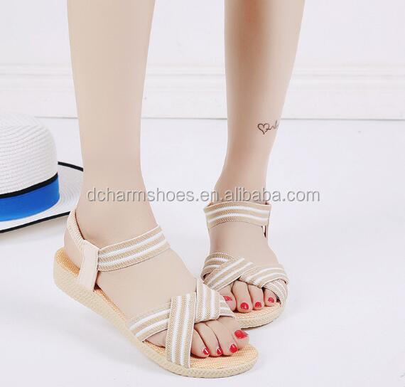 Amazon.com: Sandalias de playa bohemias con tacón de cuña y diamantes de  imitación, sandalias elásticas de punta abierta, sandalias de tejido étnico  para mujeres y niñas, primavera y verano : Deportes y
