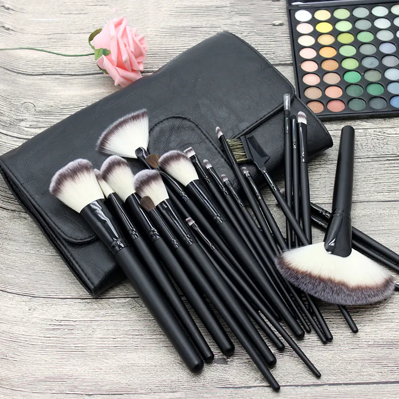 FEIYAN pennelli per trucco professionale 24 pezzi di alta qualità Brochas Maquillaje pennello per trucco nero Set di pennelli per trucco 24 pezzi con custodia