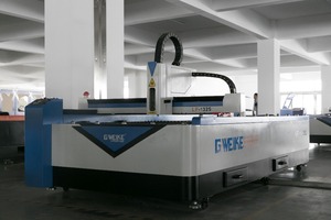 China Gweike bajo precio <span class=keywords><strong>CNC</strong></span> LF1325 de fibra de metal máquina de corte por láser - Product Image 3
