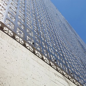 Écran <span class=keywords><strong>métallique</strong></span> <span class=keywords><strong>extérieur</strong></span> en aluminium découpé au laser pour mur-rideau ou clôture avec motif artistique - Product Image 6