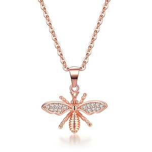 Gioielli alla Moda, Collana con Ciondolo a Forma di Ape in Zirconia Cubica Placcata Oro Rosa 18k per Donne N082 - Product Image 1