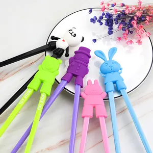 Custom BPA Free Animal Shape Baby Learning Training Chopsticks For Kids Palillos Para Ninos Cute Kids Chopsticks