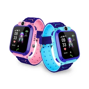 2019 Hot Jual 1.4 Inch Q12 Kids Smart Watch Mendukung SIM Kartu SOS IP67 Tahan Air Smart Phone Anak Watch