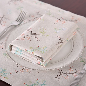 Servilletas delicadas de tela de lino para el hogar, servilletas florales de alta calidad - Product Image 1