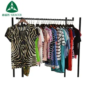 Baju Bekas Guangzhou T-shirt Fashion Baju Bekas 100Kg Baju Bekas dari Swedia