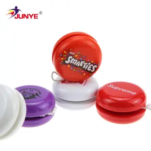 Usine OEM vente en gros pour enfants logo personnalisable LED clignotant YOYO Ball/ YOYO jouets