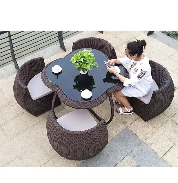Moderne design platzsparende möbel/stapelbar Rattan stuhl und tisch