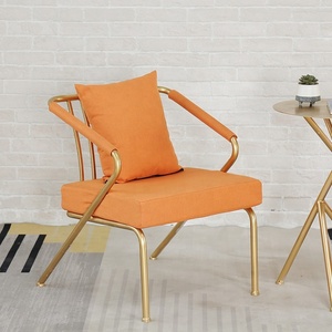 2025 thiết kế sang trọng Đồ nội thất hiện đại nhà khách sạn ban công Salon Vòng Vàng chân kim loại cao cấp Thanh cà phê bàn trà và Ghế bộ - Product Image 3