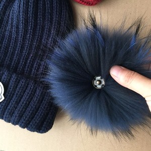Pompons ronds en vraie <span class=keywords><strong>fourrure</strong></span> de raton laveur pour sacs à main <span class=keywords><strong>porte</strong></span>-<span class=keywords><strong>clés</strong></span> et bonnet tricoté chapeaux <span class=keywords><strong>pompon</strong></span> en <span class=keywords><strong>fourrure</strong></span> <span class=keywords><strong>véritable</strong></span> <span class=keywords><strong>pompon</strong></span> - Product Image 5