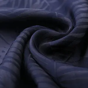 <span class=keywords><strong>2025</strong></span> Chất lượng cao tùy chỉnh 100% <span class=keywords><strong>Viscose</strong></span> Rayon Maple lá hoa Jacquard dệt vải ăn mặc vật liệu với giấy chứng nhận Oeko-Tex. - Product Image 1