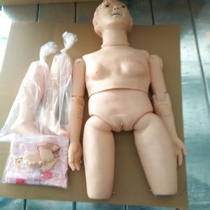 Manichino Femminile ADA-H1 in PVC a Corpo Intero per Addestramento Infermieristico, Modello Anatomico Multifunzionale per Uso in Scuole di Medicina - Product Image 4