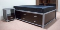 Lit double en bois et acier, lit double, queen size, dortoir d'école, avec armoire, bureau, garde-robe