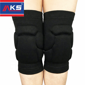 Kunden spezifischer dicker Anti-Kollisions-Schwamm <span class=keywords><strong>Spandex</strong></span> Nylon Knies tütze Elastischer atmungsaktiver Tanz Volleyball Beins chutz - Product Image 5