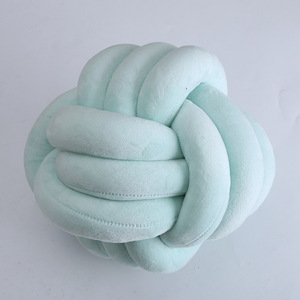 Ventes Flash : Coussin Boule Créatif en Peluche Douce à 3 Tubes – Modèles Innovants - Product Image 5