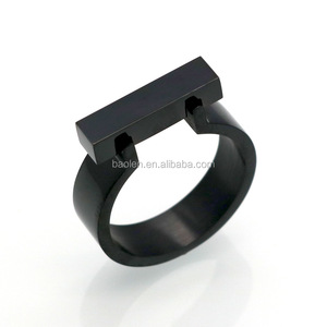 <span class=keywords><strong>Bague</strong></span> classique en acier inoxydable, forme de <span class=keywords><strong>fer</strong></span> <span class=keywords><strong>à</strong></span> <span class=keywords><strong>cheval</strong></span>, anneau plat, marque, punk, <span class=keywords><strong>bague</strong></span> d'amour, couleur or, forme carrée, pour femmes - Product Image 5
