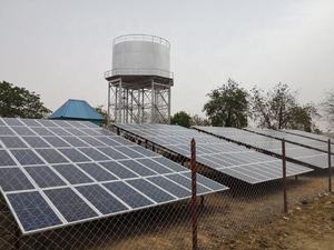 LIQB en construyó serie DC <span class=keywords><strong>solar</strong></span> de agua de superficie con controlador dc motor12v-48v bombas de agua solares - Product Image 6