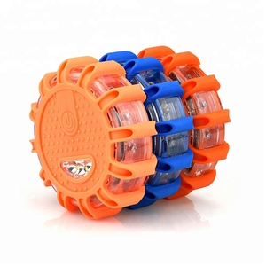 3/4/6 Pack 9 Modi Aaa Batterij Noodschijf Berm Veiligheid Magnetische 15 Led Dot Road Fakkels Verkeer Knipperende Waarschuwingslichten - Product Image 1