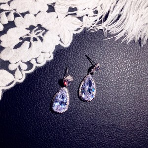 Luxury Female Crystal Water Drop <strong>Earrings</strong> <strong>Silver</strong> Color Zircon Stone <strong>Earrings</strong> Boho Wedding Jewelry Big Women <strong>Long</strong> Dangle <strong>Earrings</strong> - Product Image 2