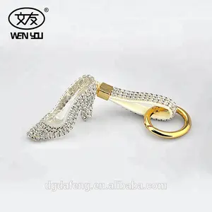 Personalized Wholesale Custom High Quality Metal Keychain Customized High Heel Shoe Keychain For Women Accessories