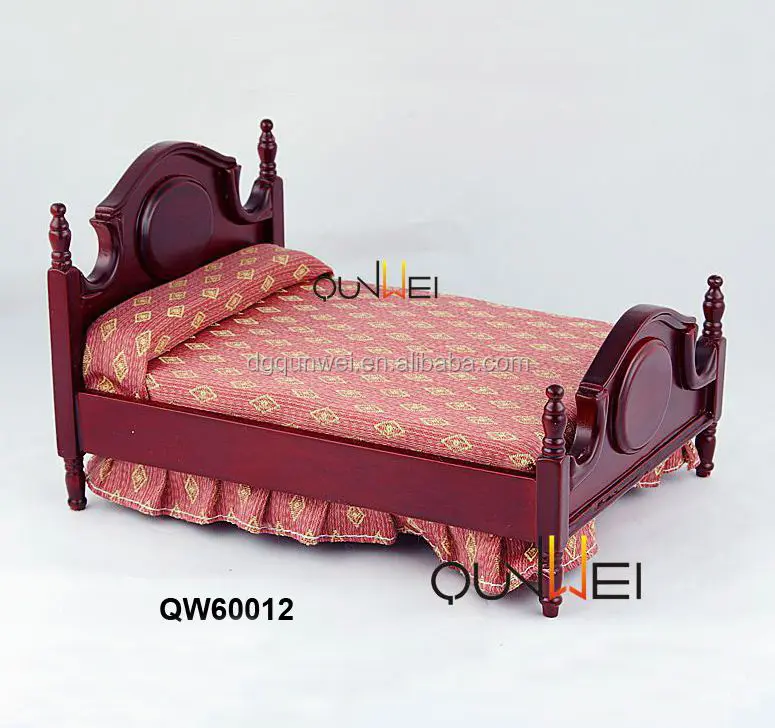 Rumah Boneka Miniatur Furniture Tempat Tidur Kayu dengan Kain Bantal Mahoni QW60012