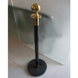 Prix des barrières, barrière de racine, poteau noir avec boule dorée haut - Product Image 1