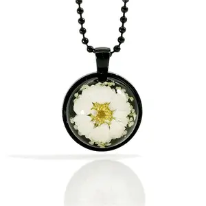 Fashion Women Round Resin dry flower necklace pendants Natural Daisy Necklaces white flower necklace