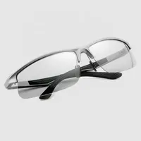 2019 süper sıcak gözlük polarize fotokromik lensler güneş gözlüğü erkekler renk değiştiren sürüş güneş gözlüğü