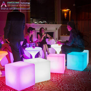 Taburete de Dados de Plástico Luminoso con LED - Product Image 4