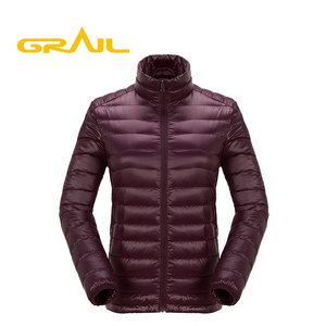 Venta caliente confiable y bueno respirable fino abajo chaqueta ultra ligero mujeres - Product Image 4