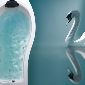 Venta caliente set <span class=keywords><strong>de</strong></span> baño rojo imágenes <span class=keywords><strong>cascada</strong></span> baño para ancianos bañera baño precios <span class=keywords><strong>de</strong></span> cabina - Product Image 5