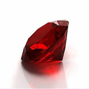 Ruby presente de diamante de cristal de cor vermelha