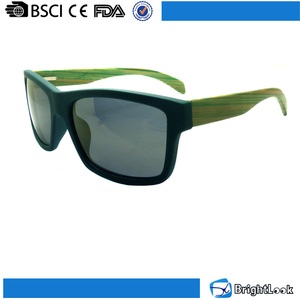 en vrac <span class=keywords><strong>pas</strong></span> <span class=keywords><strong>cher</strong></span> hommes polarisées custom engraved natual printemps charnière bambou <span class=keywords><strong>bois</strong></span> temple femmes lunettes de soleil 2016 - Product Image 4