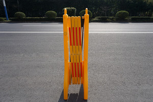 Reflexivo <span class=keywords><strong>calle</strong></span> ampliable plástico amarillo barreras para el Control de multitudes - Product Image 2