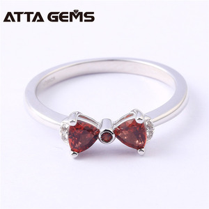 <span class=keywords><strong>Natural</strong></span> de compromiso de <span class=keywords><strong>granate</strong></span> arco nudo anillo de la joyería de plata 925 Plata idiota en China Billig arco anillo - Product Image 2