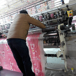 Cubrecamas Navideños Florales Profesionales al por Mayor para Camas Queen Size, Color Azul - Product Image 6