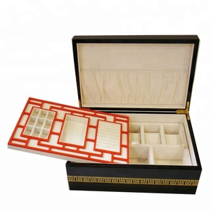 Étui de montre de luxe en bois, grand ruban décoratif, 20 pièces - Product Image 1